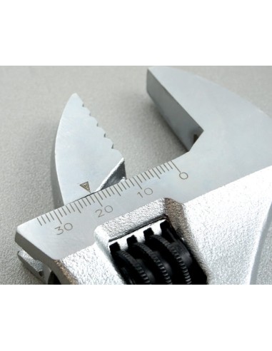 Llave Ajustable 8'' en Acero Cr-V para Bricolaje | Fort Fenix