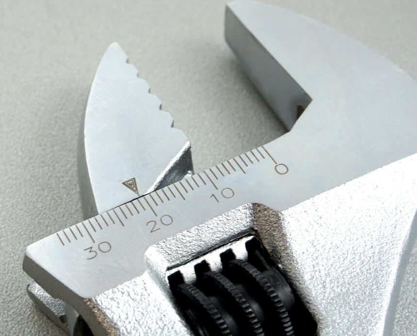 Llave Ajustable 8'' en Acero Cr-V para Bricolaje | Fort Fenix