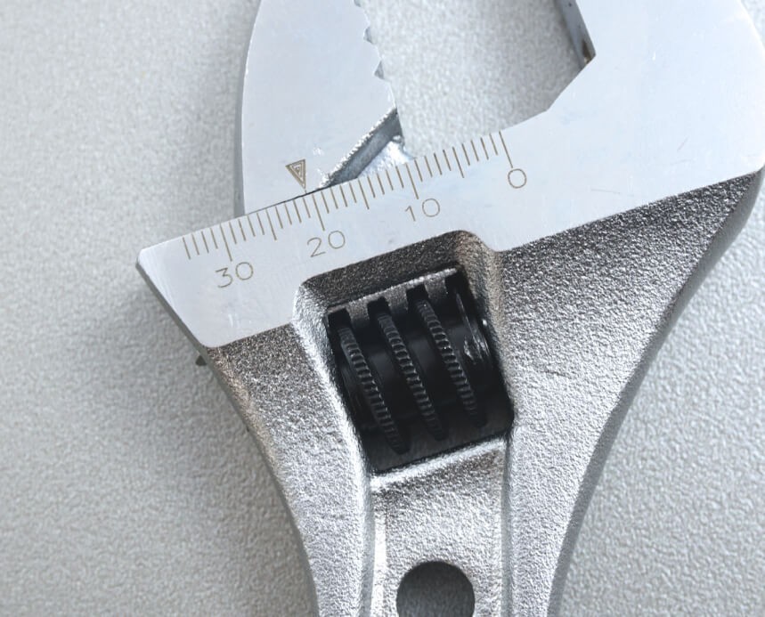 Llave Ajustable 8'' en Acero Cr-V para Bricolaje | Fort Fenix